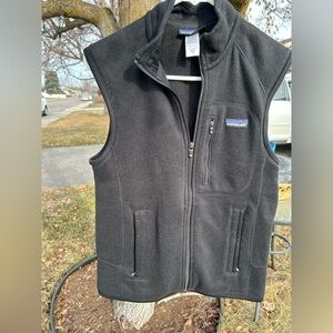 Men’s Patagonia Midnight Black fleece vest extra small